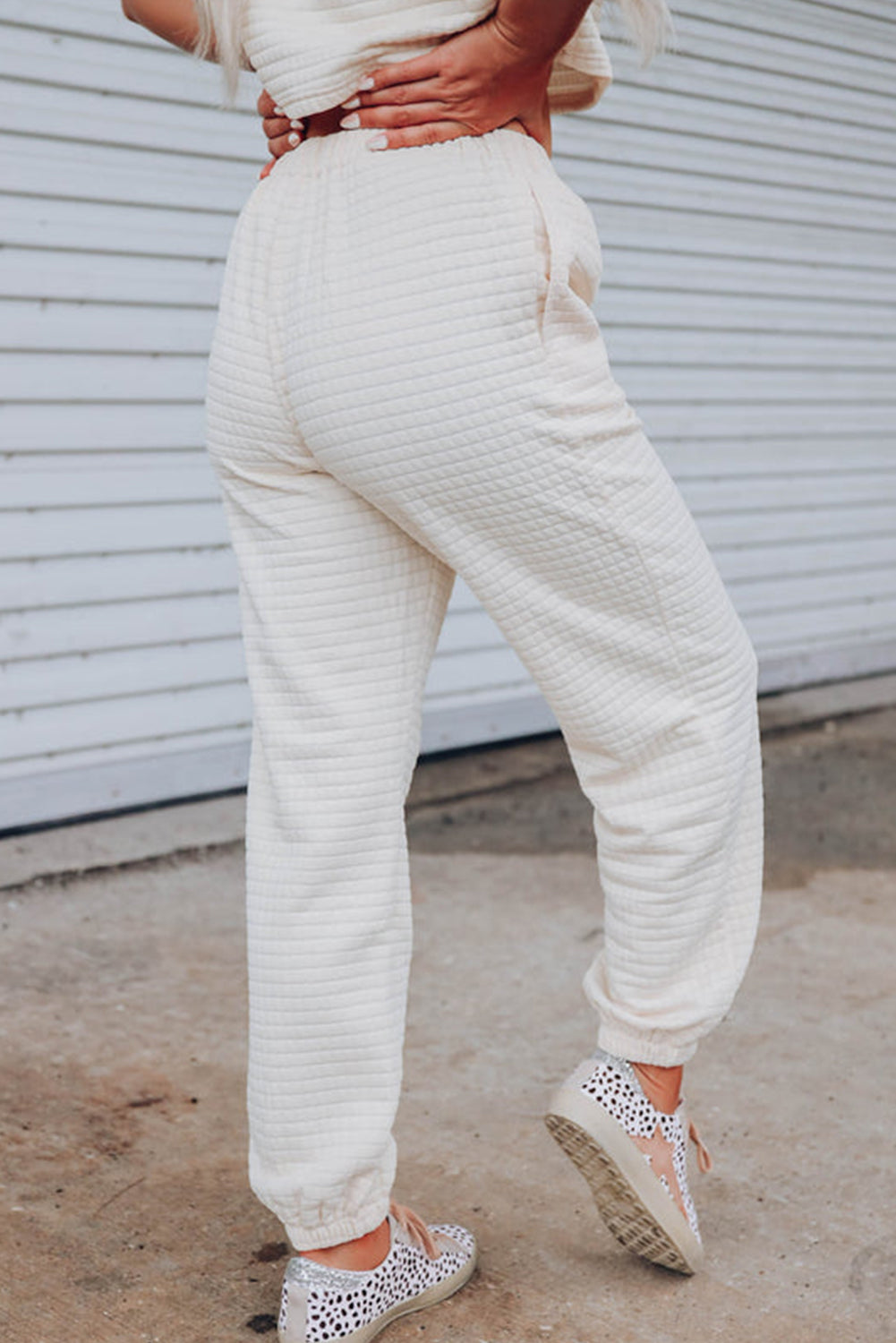 White Lattice Textured Cropped Tee and Jogger Pants Set