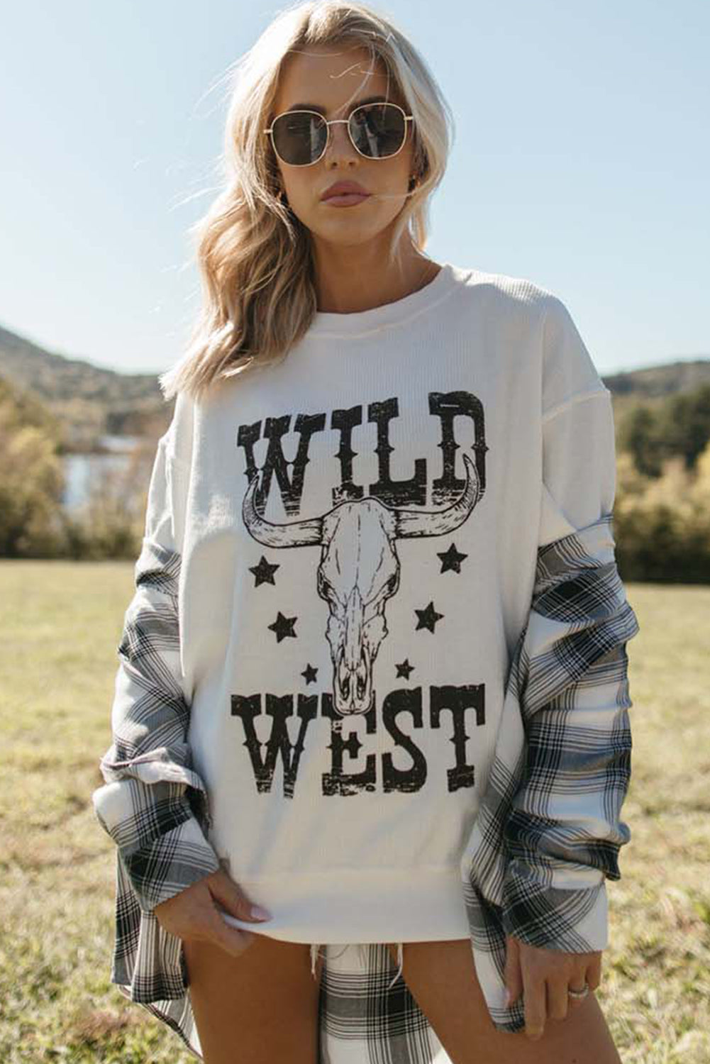 White WILD WEST Steer Skull Graphic Ribbed Sweatshirt