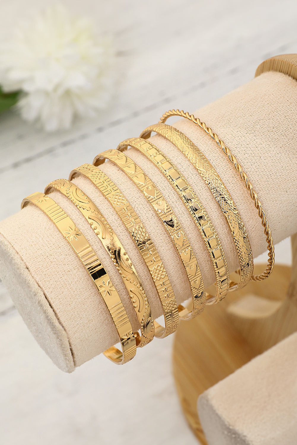 Gold 7pcs Textured Open Alloy Bangle Set