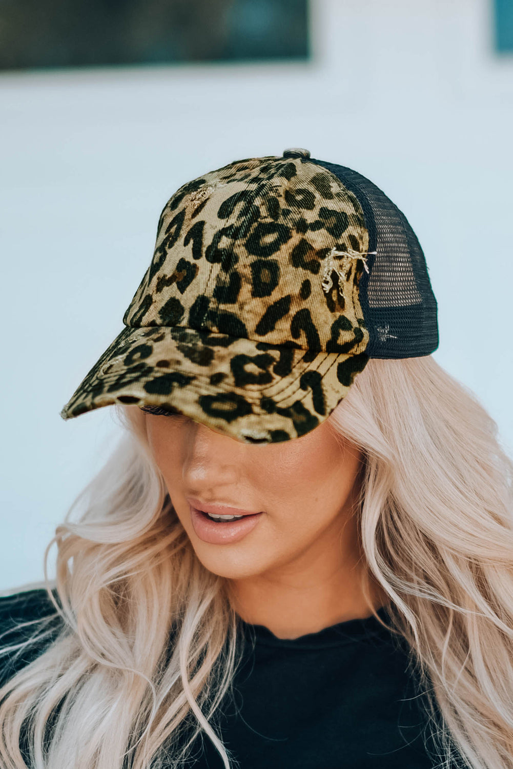 Leopard Printed Mesh Splicing Baseball Cap